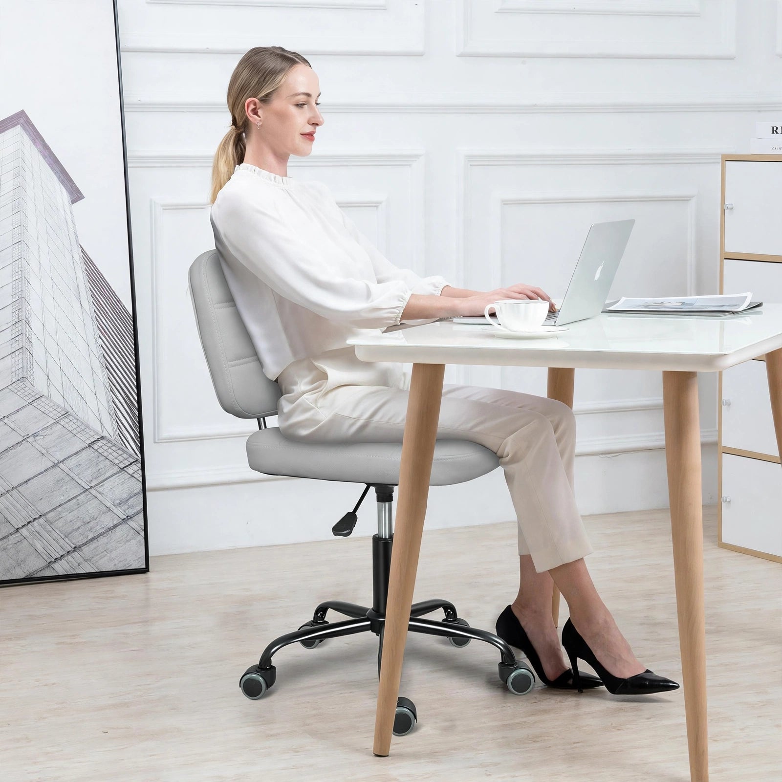 Premium Leather Executive Office Chair | Armless Ergonomic Swivel Cushioned Chair for Home & Workstation