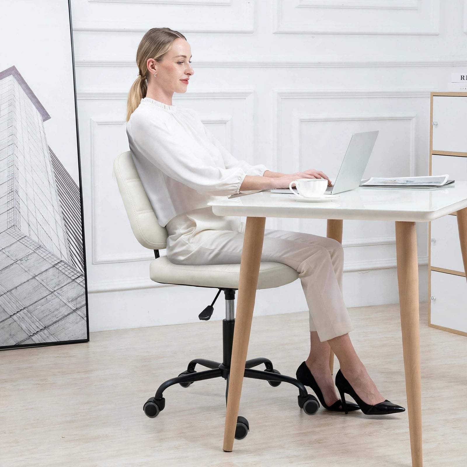 Premium Leather Executive Office Chair | Armless Ergonomic Swivel Cushioned Chair for Home & Workstation